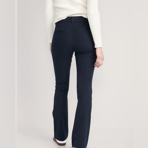 Old Navy High rise pixie flare pants - Picture 2 of 9